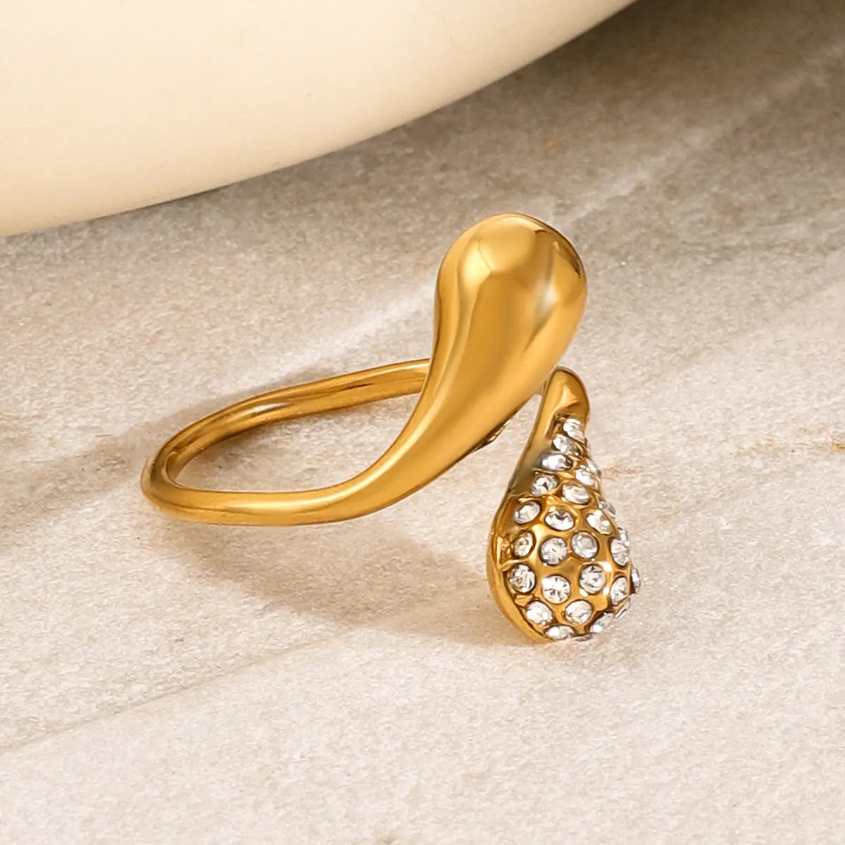 1 Piece Simple Style Droplet Shape Stainless Steel 18K Gold Plated Inlay Rhinestones Women's Adjustable Rings h5 